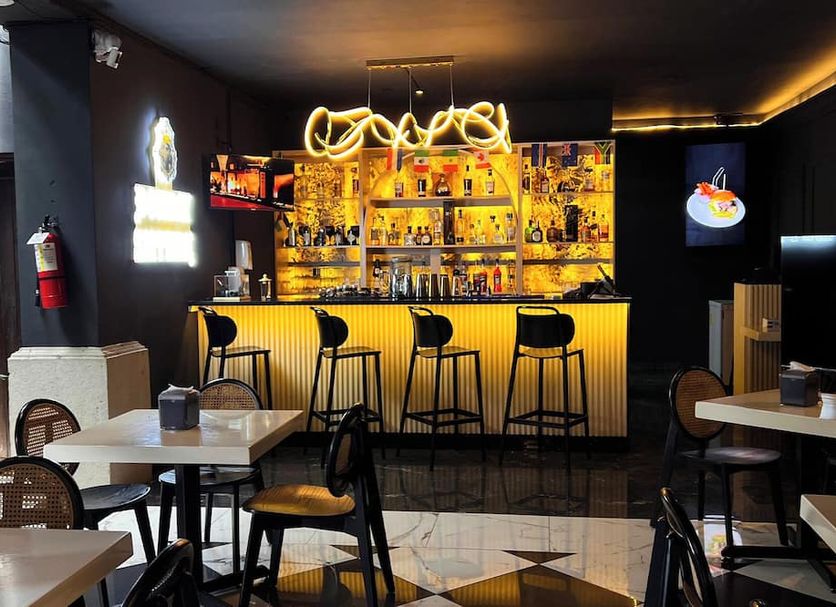 Bar Photo