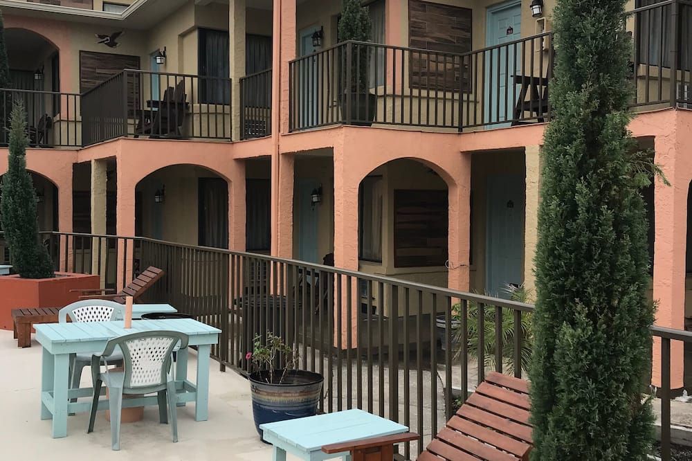 Balcony Photo