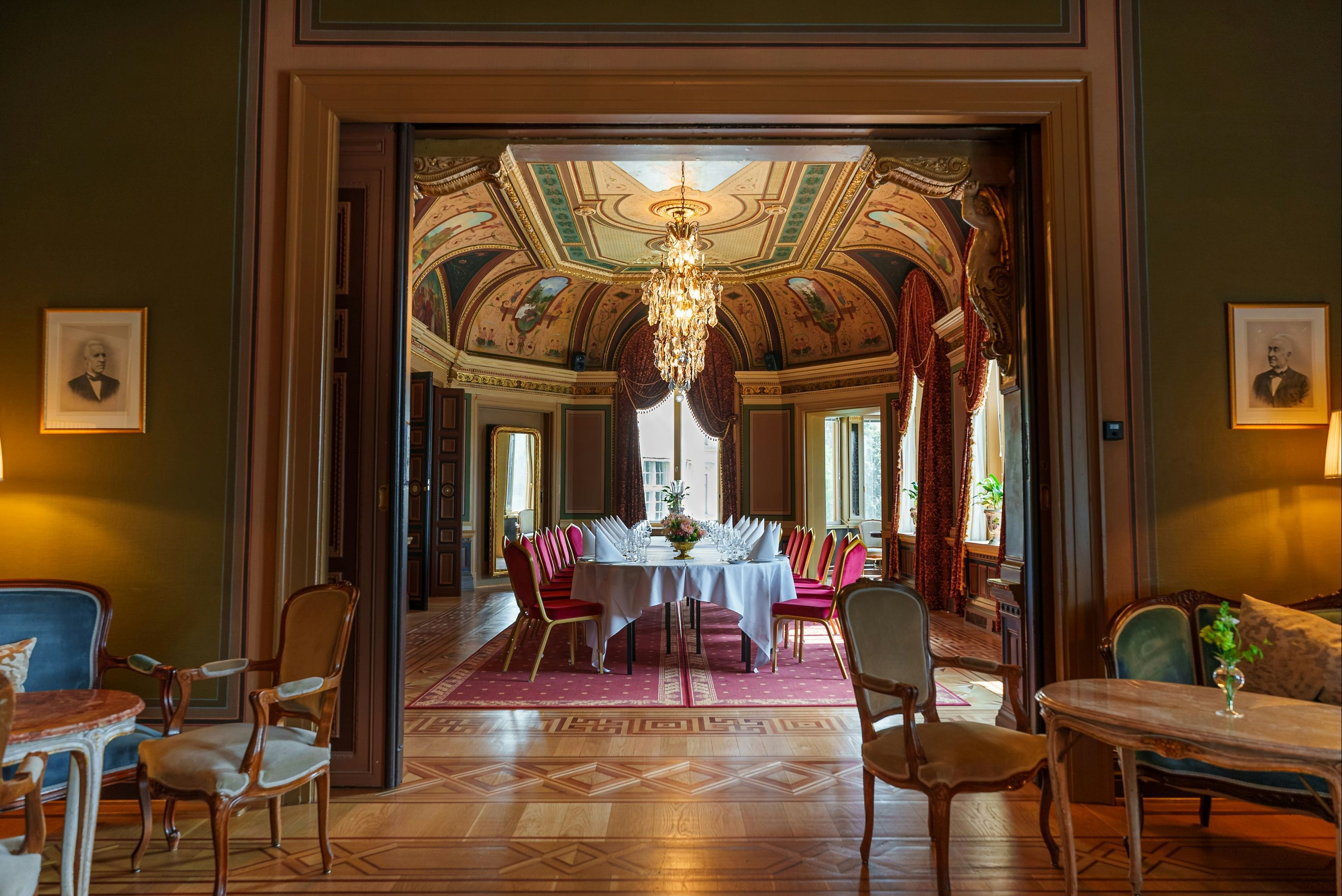 Banquet hall