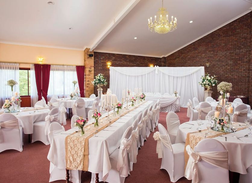 Banquet hall Photo