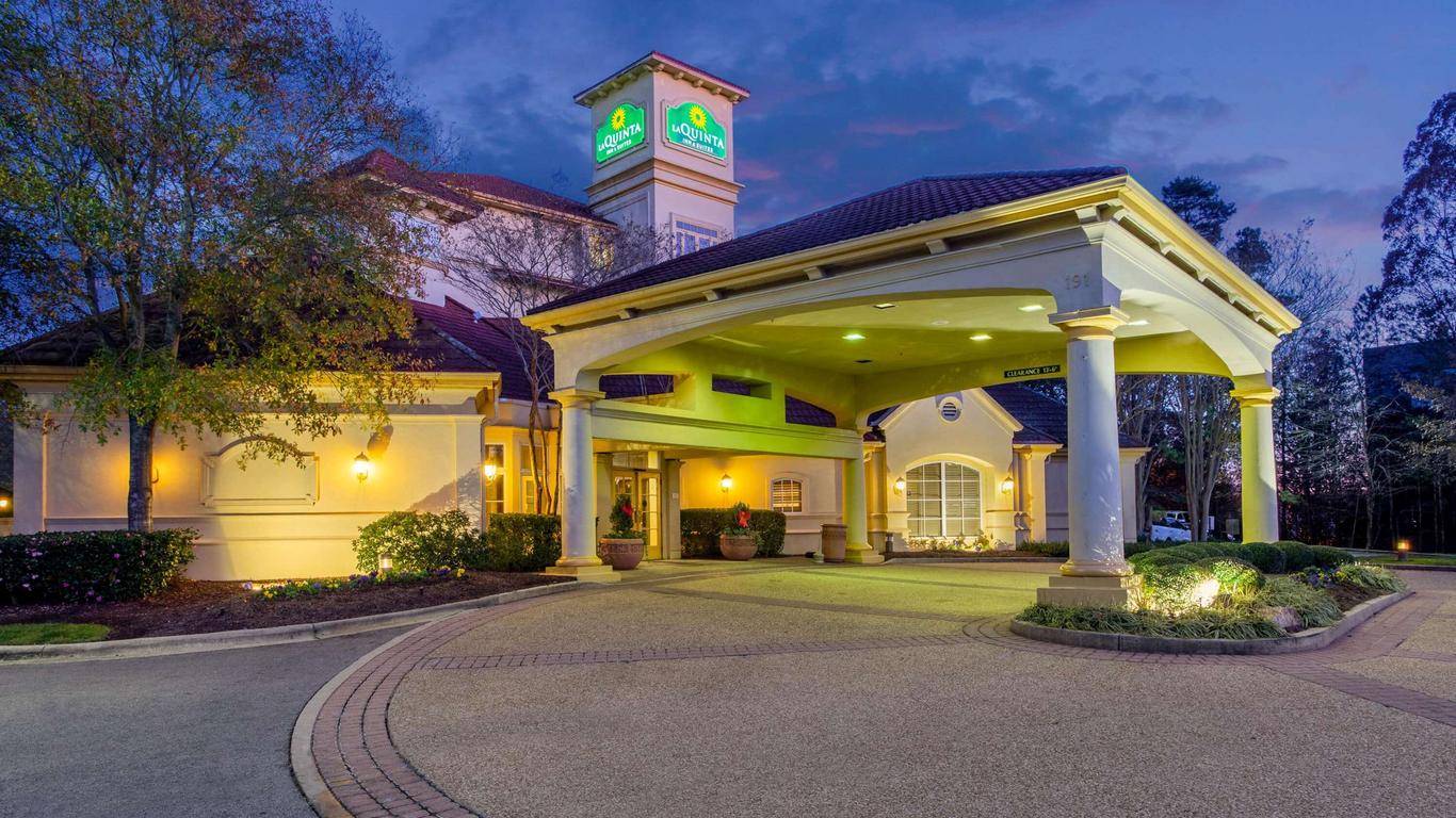 La Quinta Inn & Suites by Wyndham Raleigh Cary