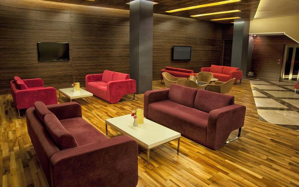 Lounge Photo
