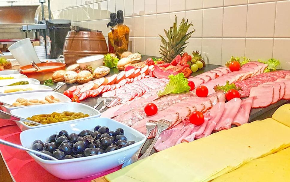 Buffet Photo