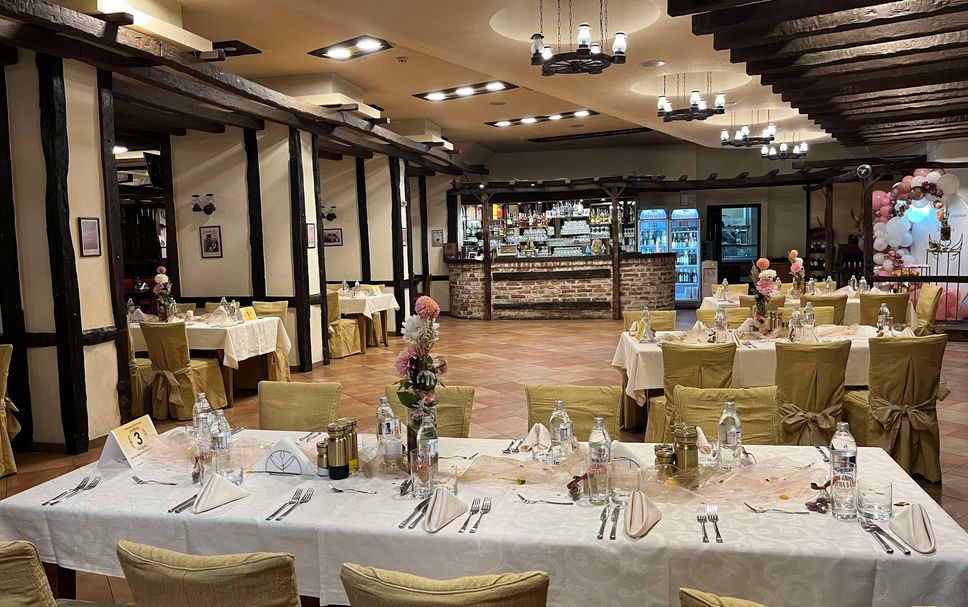 Banquet hall Photo