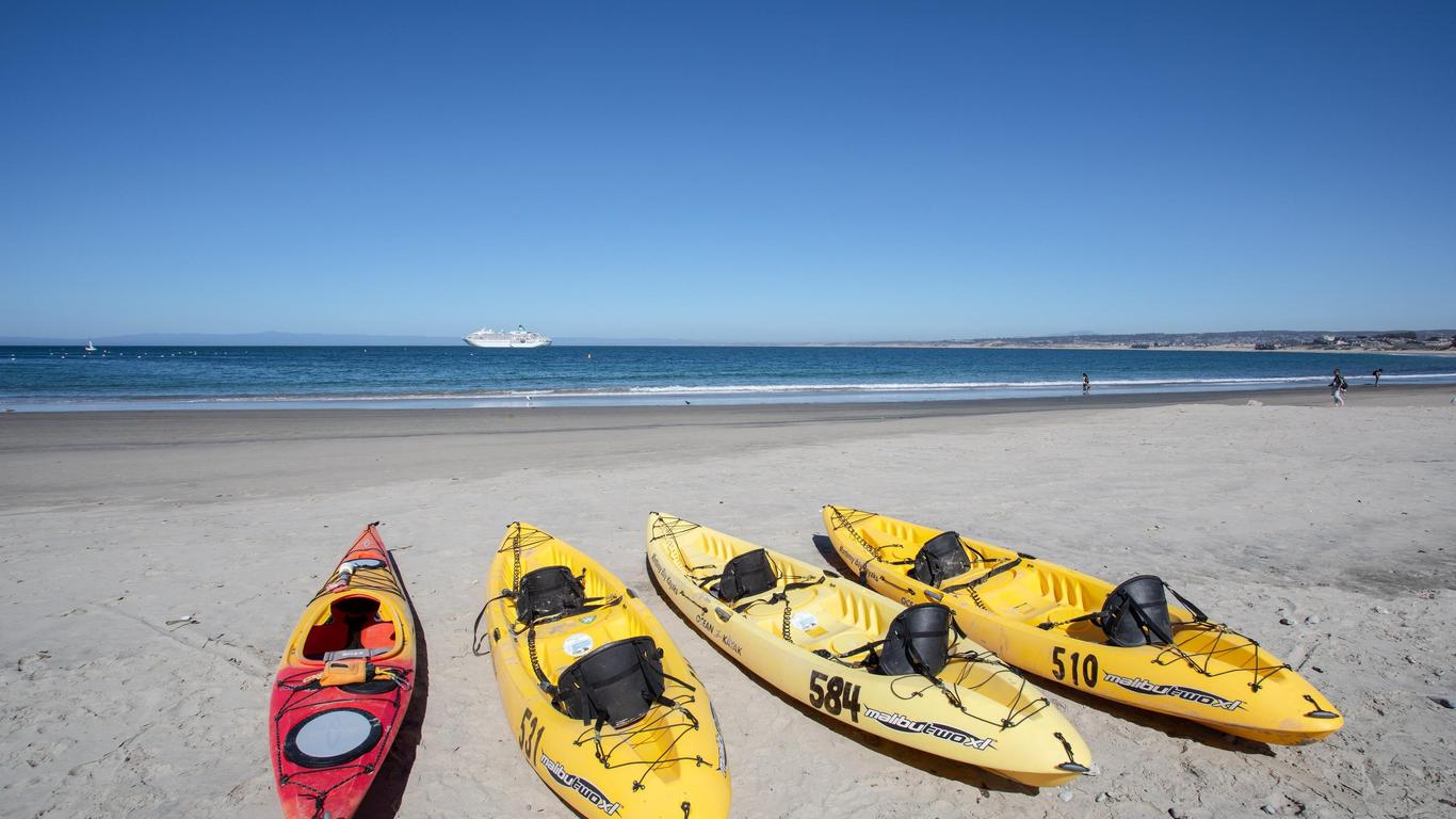 Holiday Inn Express Monterey-Cannery Row, Monterey | HotelsCombined