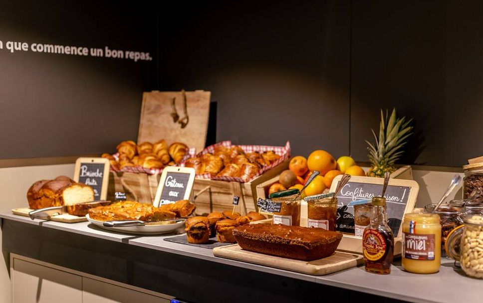 Buffet Photo