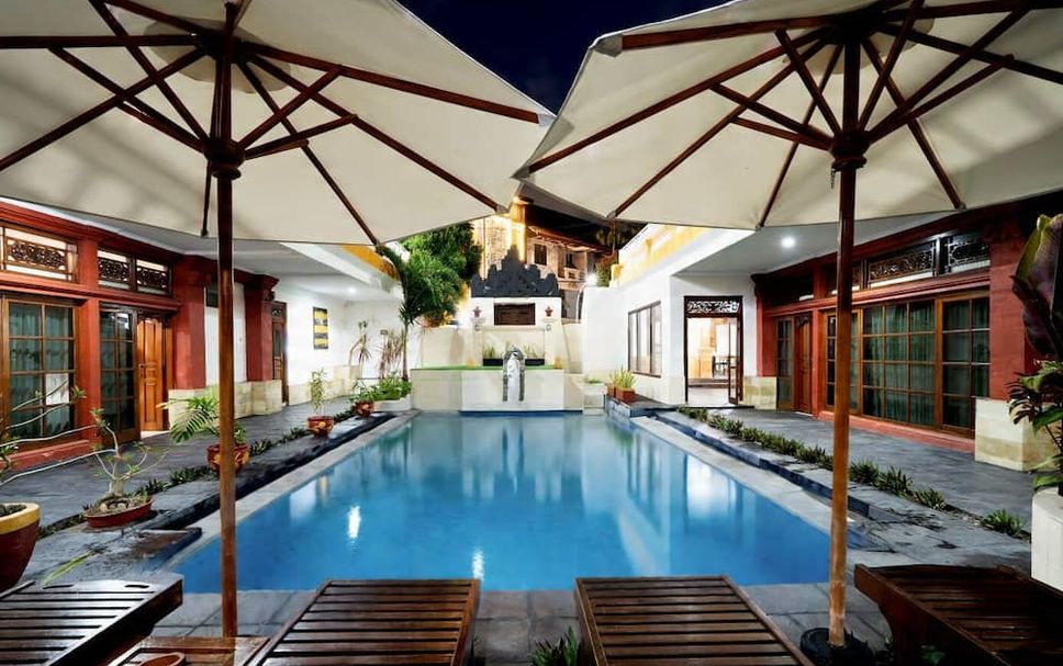 Pool Photo