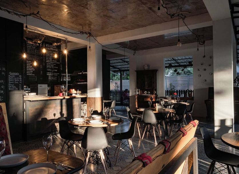 Restaurant Photo