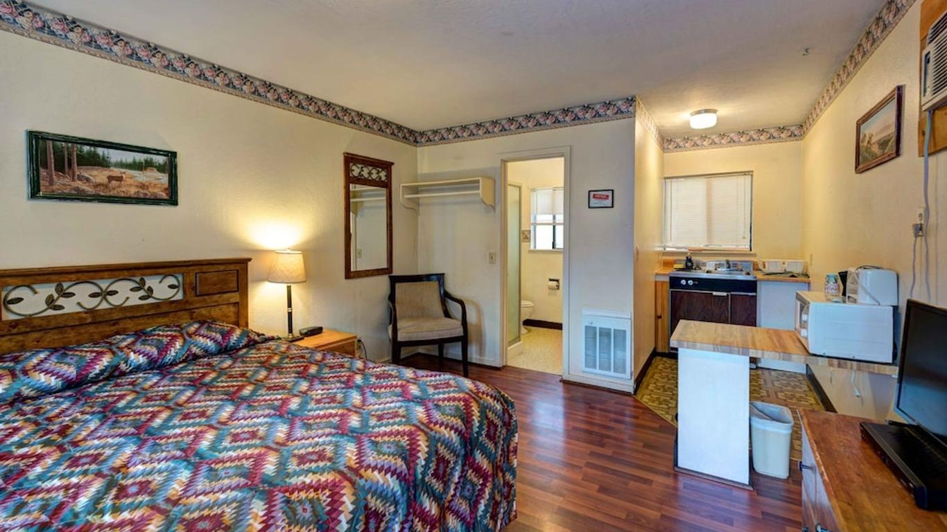 Lake Shasta Lodge
