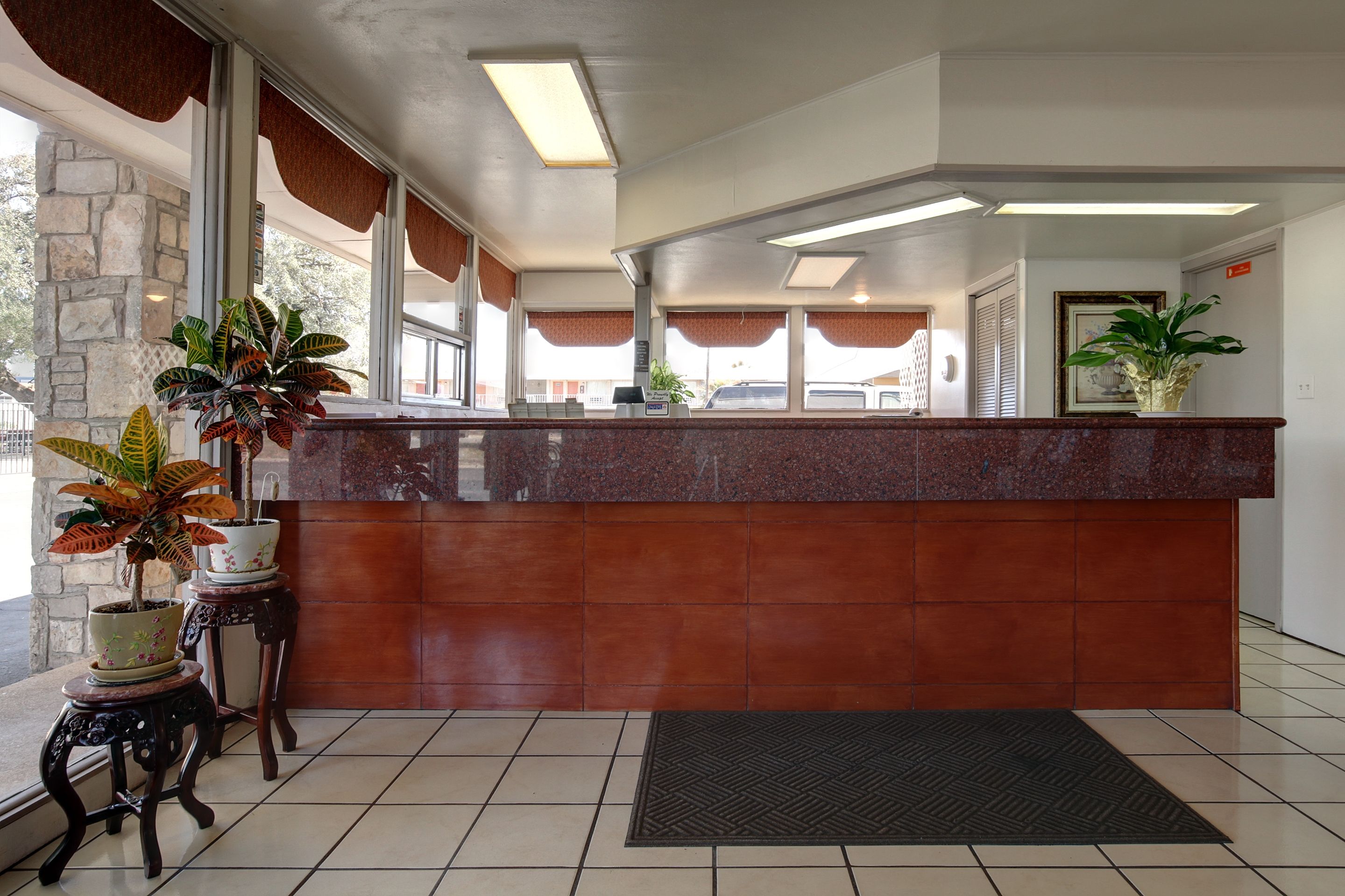 Front desk Photo