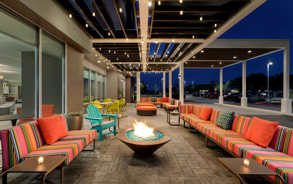 Lounge Photo