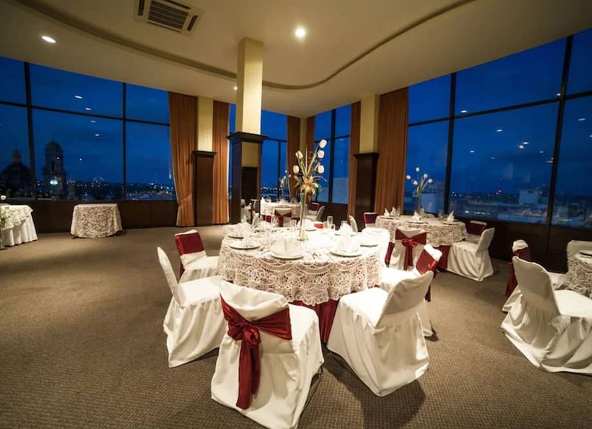 Banquet hall Photo