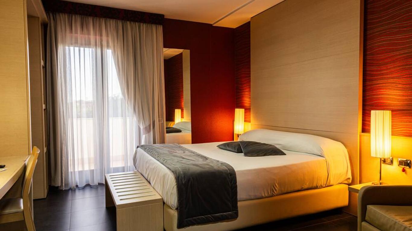 hotel smeraldo.giugliano in campania