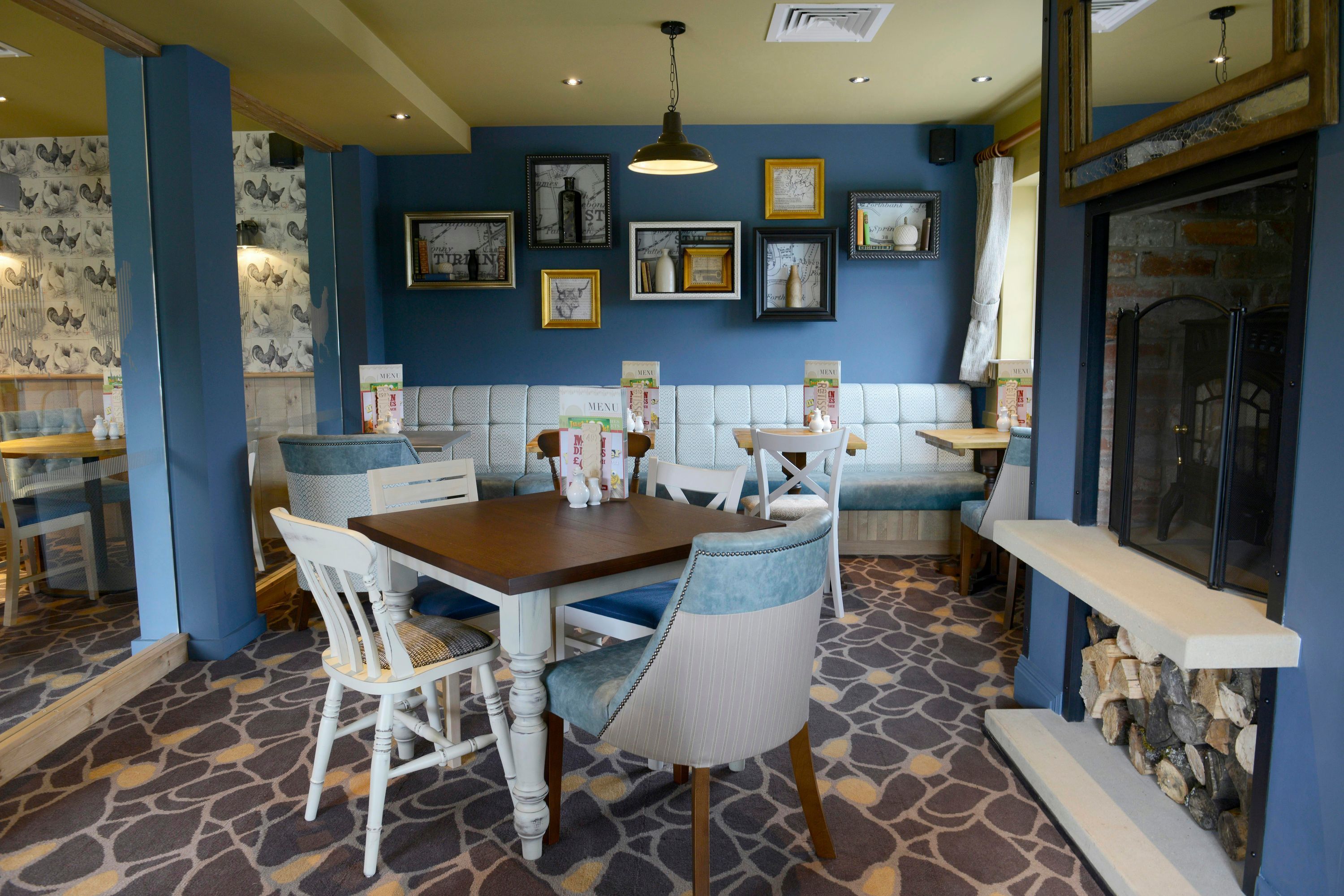 Restaurant Photo