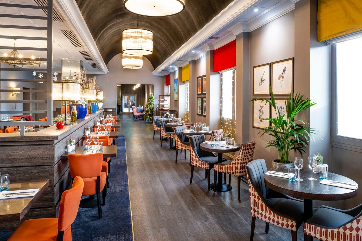 Restaurant Photo