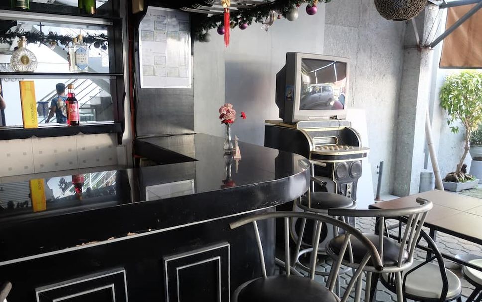 Bar Photo