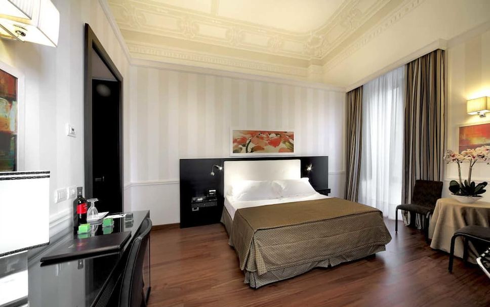 Bedroom Photo