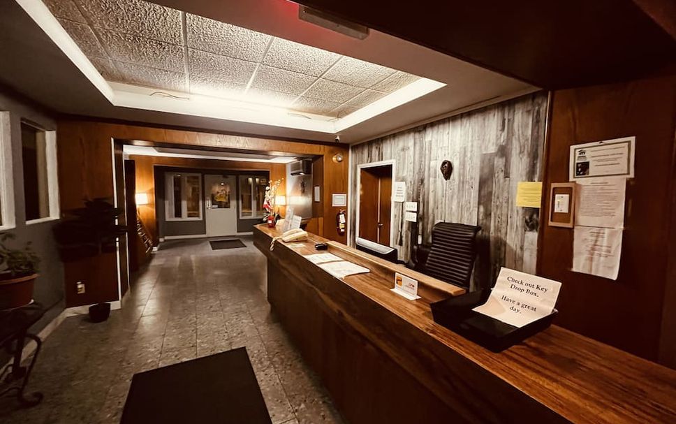 Front desk Photo