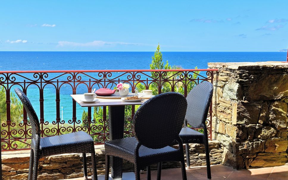 Balcony Photo