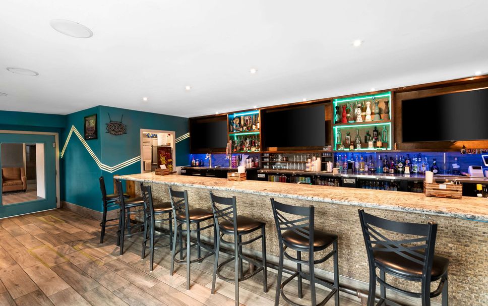 Bar Photo