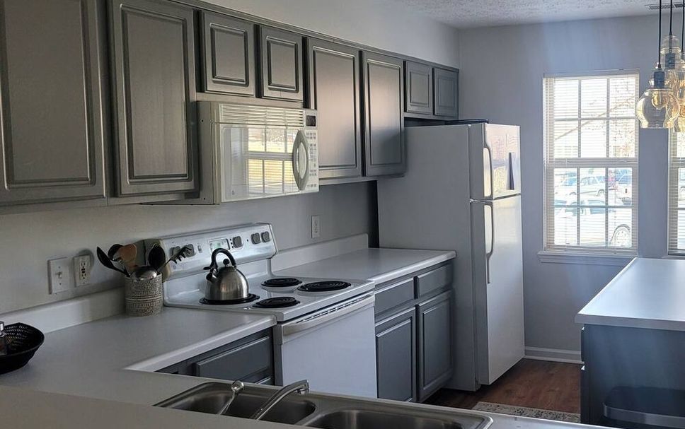 Kitchen Photo