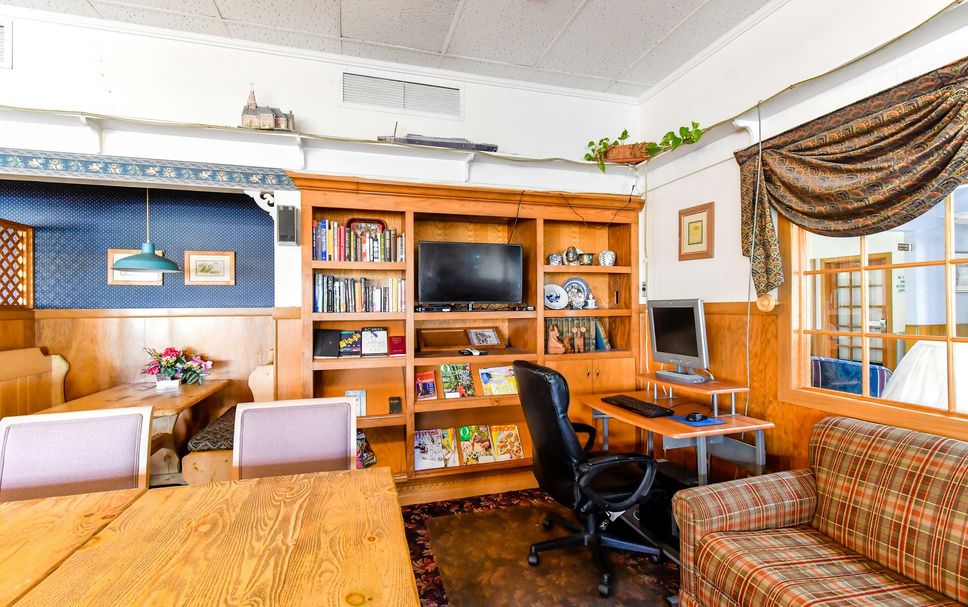 Dining room Photo