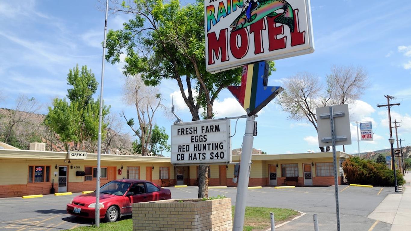 Rainbow Motel