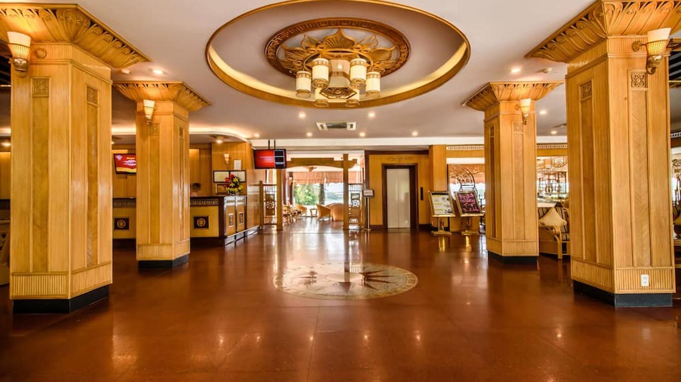 Huong Giang Hotel Resort & Spa
