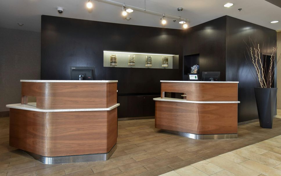 Front desk Photo