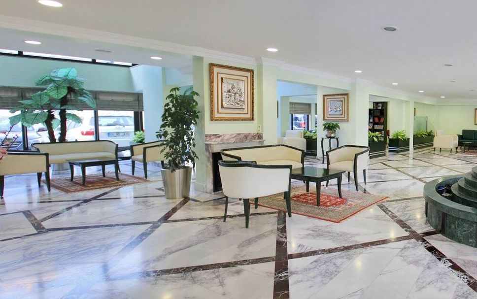 Lobby Photo