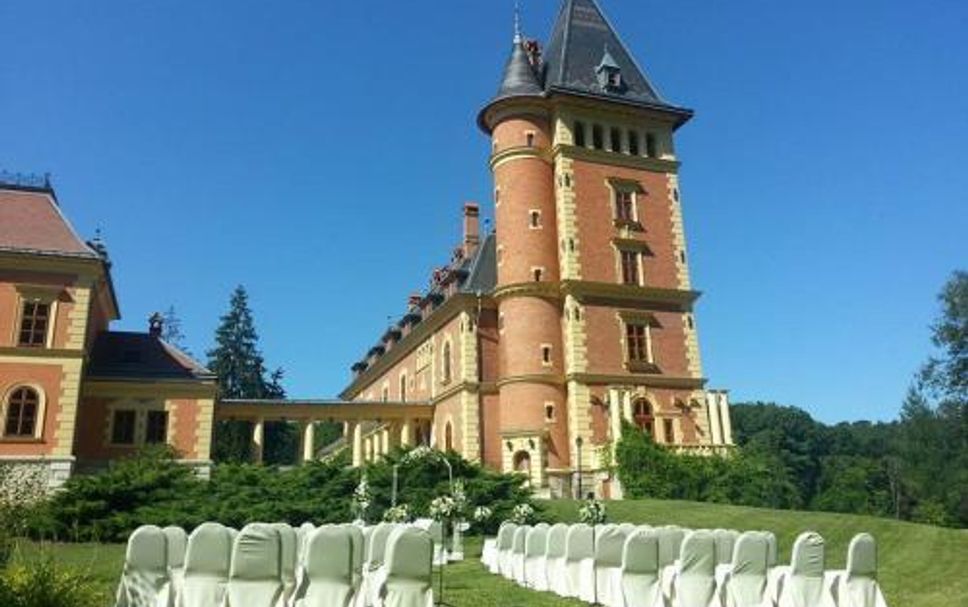 Banquet hall Photo