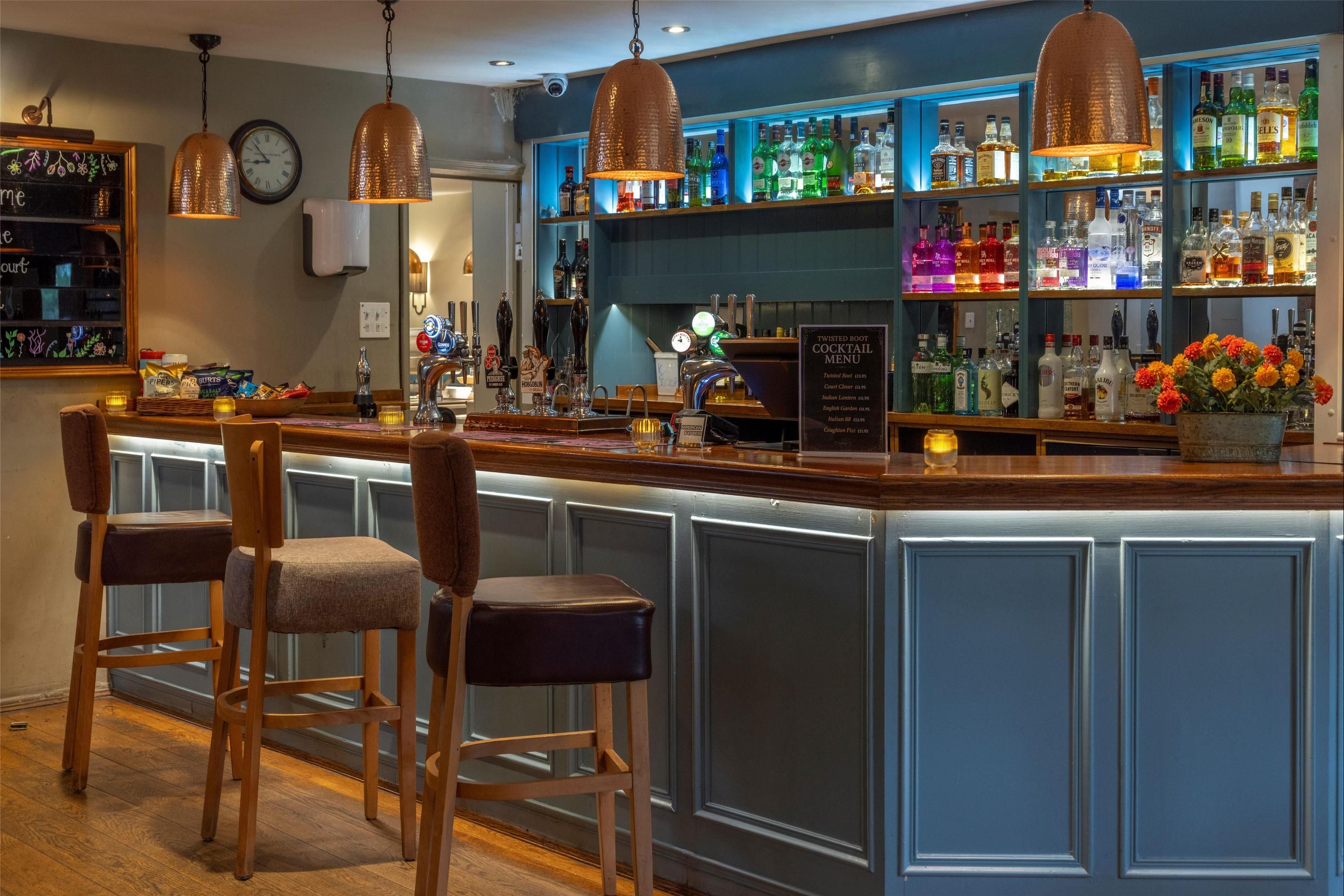 Bar