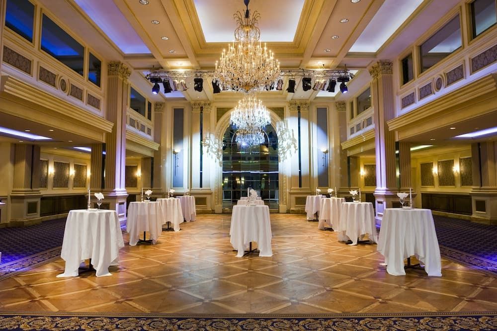 Banquet hall