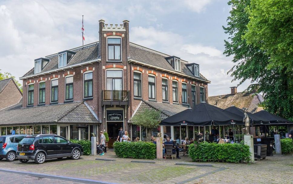 Building Photo