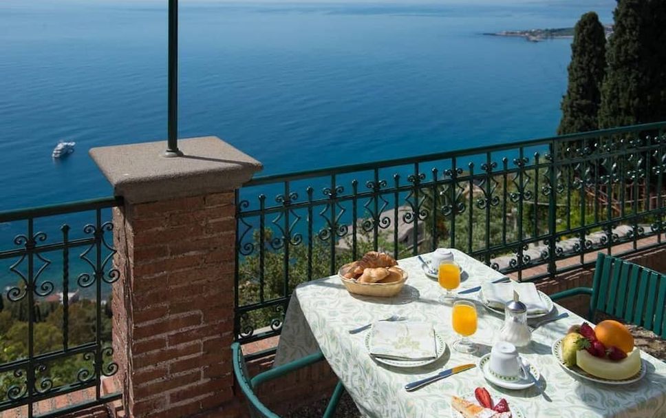 Balcony Photo