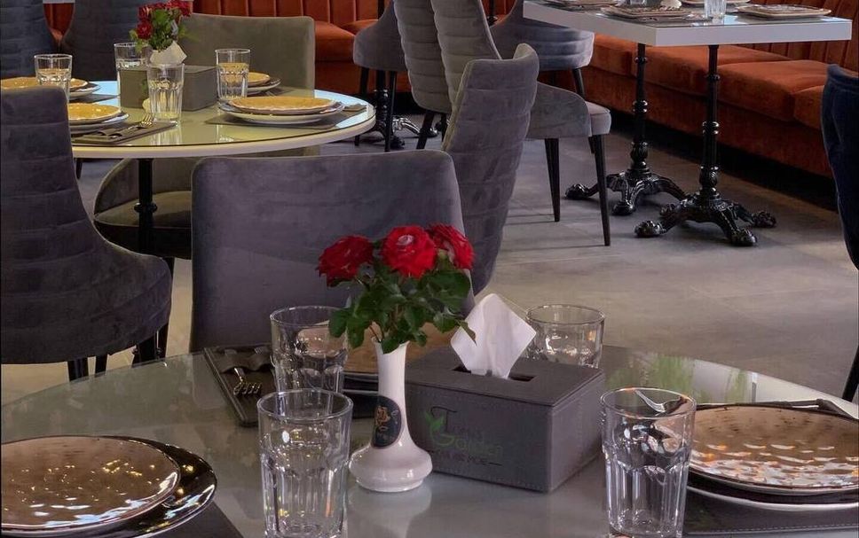 Restaurant Photo