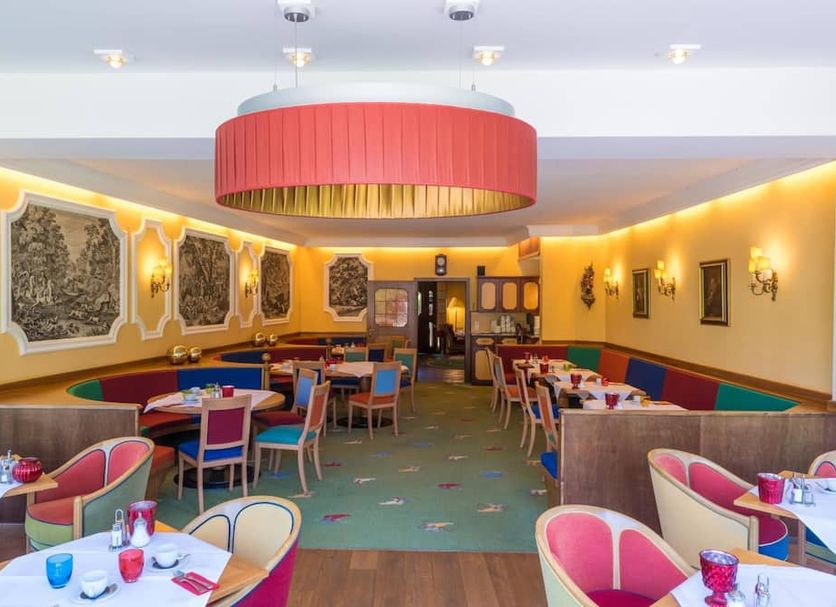 Restaurant Photo