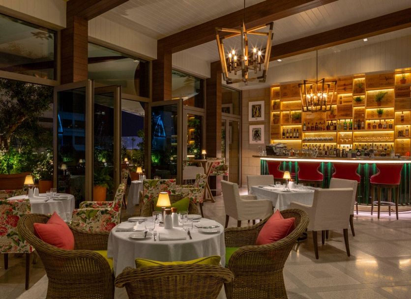 Restaurant Photo