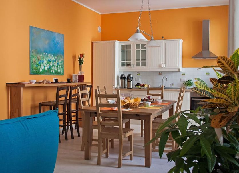 Dining room Photo