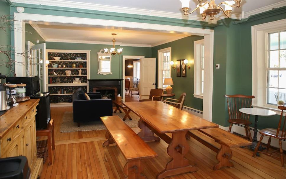 Dining room Photo