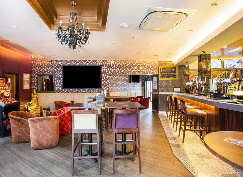 Bar Photo