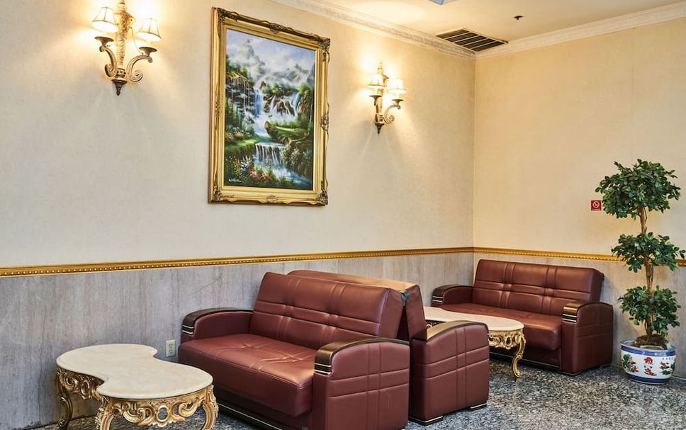 Lounge Photo