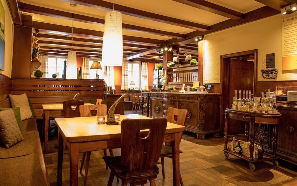 Restaurant Photo