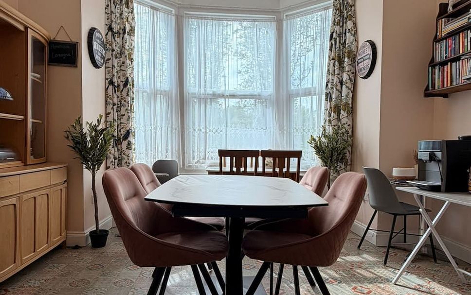 Dining room Photo