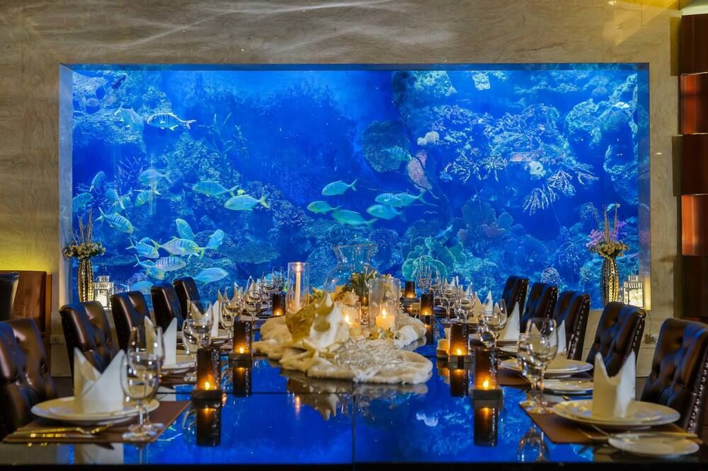 Banquet hall