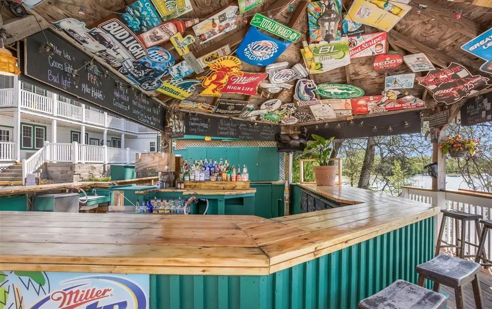 Bar Photo