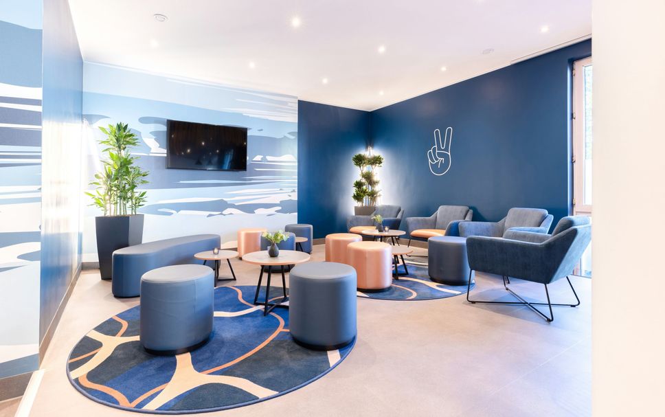 Lounge Photo
