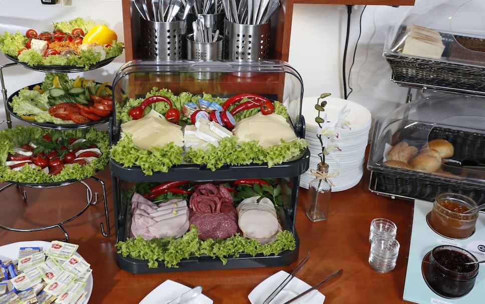 Buffet Photo