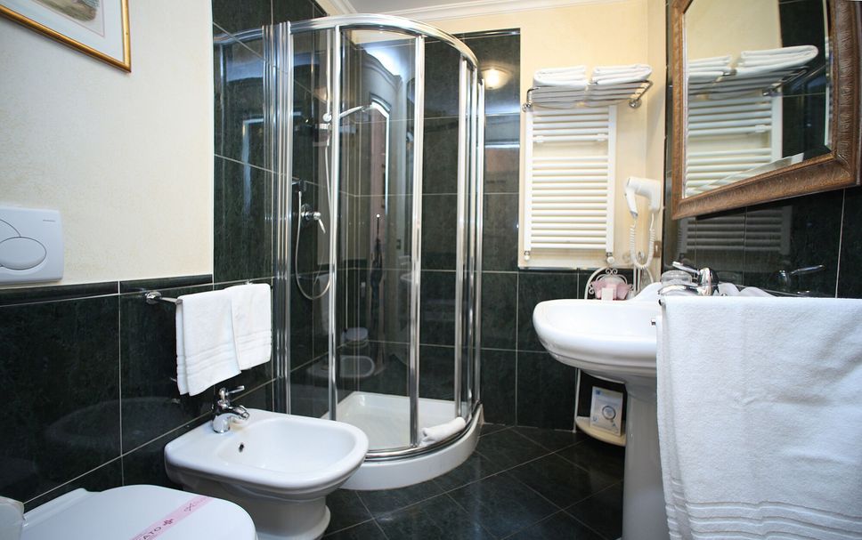Bathroom Photo