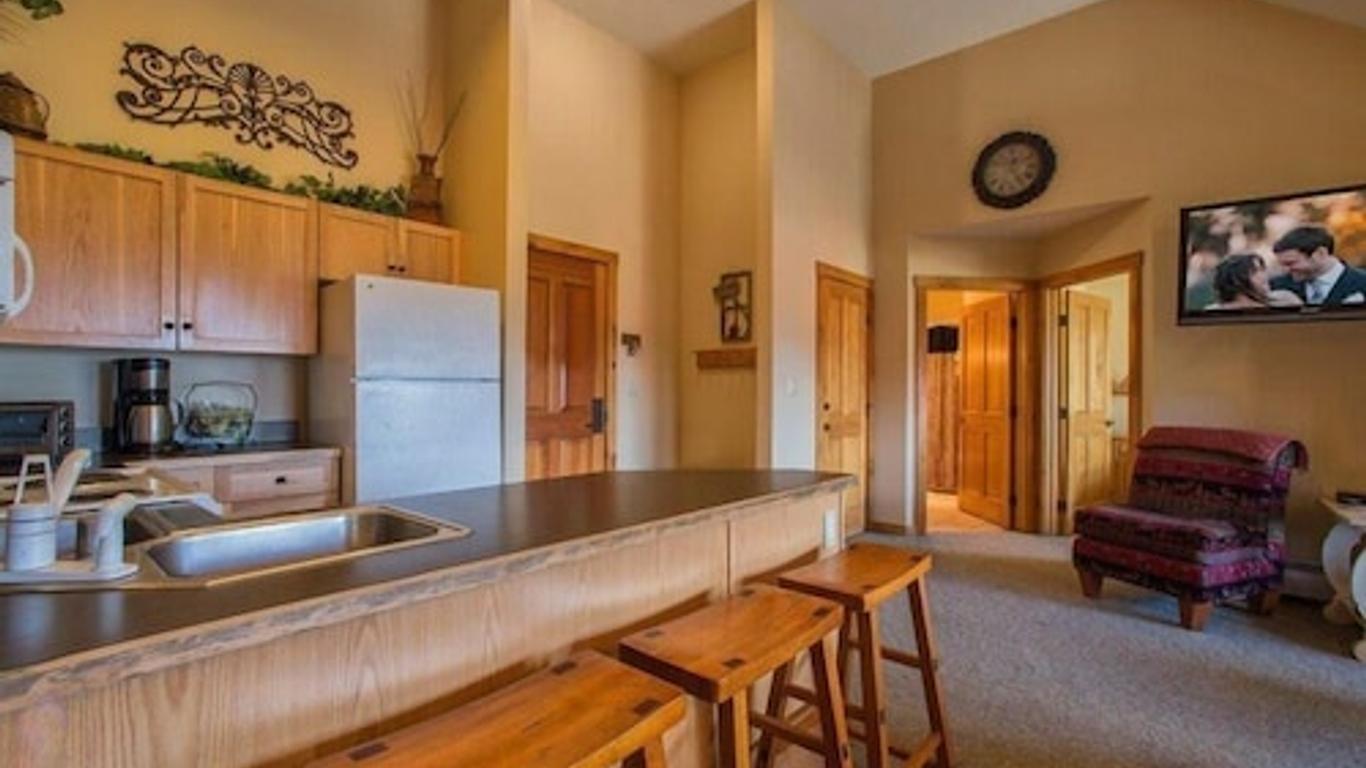 Dakota Lodge 1 Bedroom Apartment by Key to the Rockies